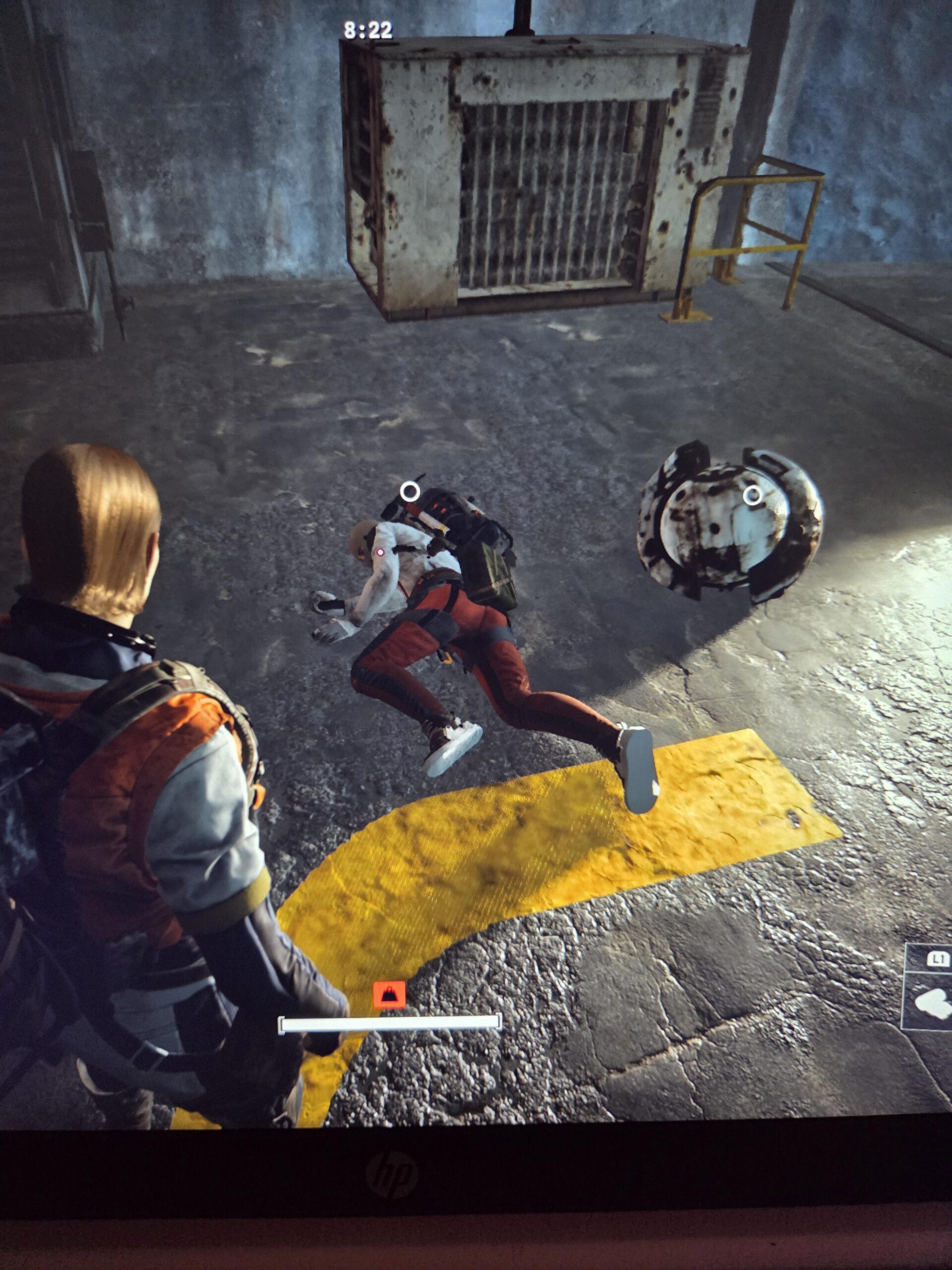 【ARC Raiders】悲しい現場でレイダーを弔った男、この後すぐ死体を漁る…